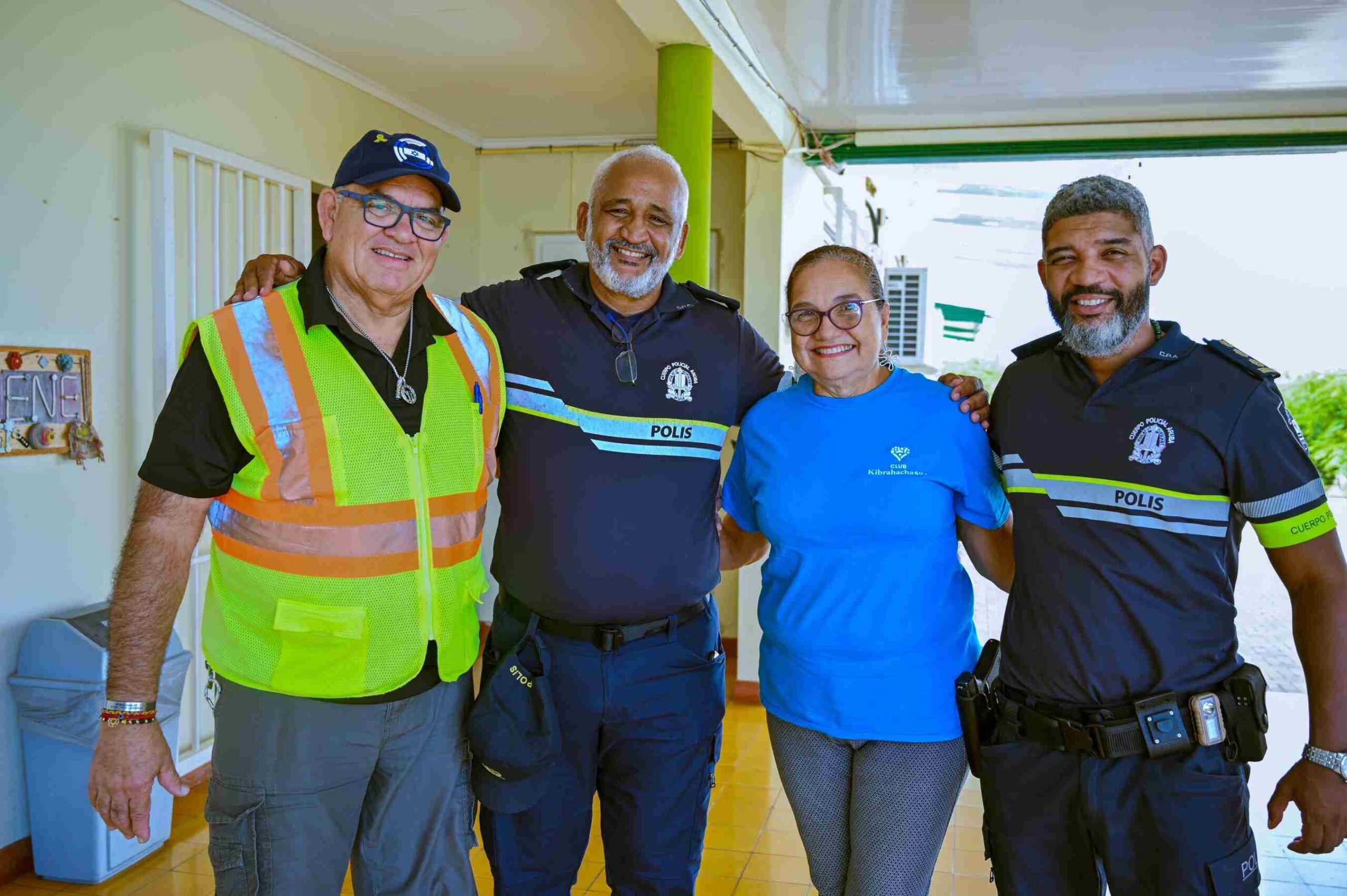 Aruba Police Force spend time with seniors at Club Kibrahacha 60+