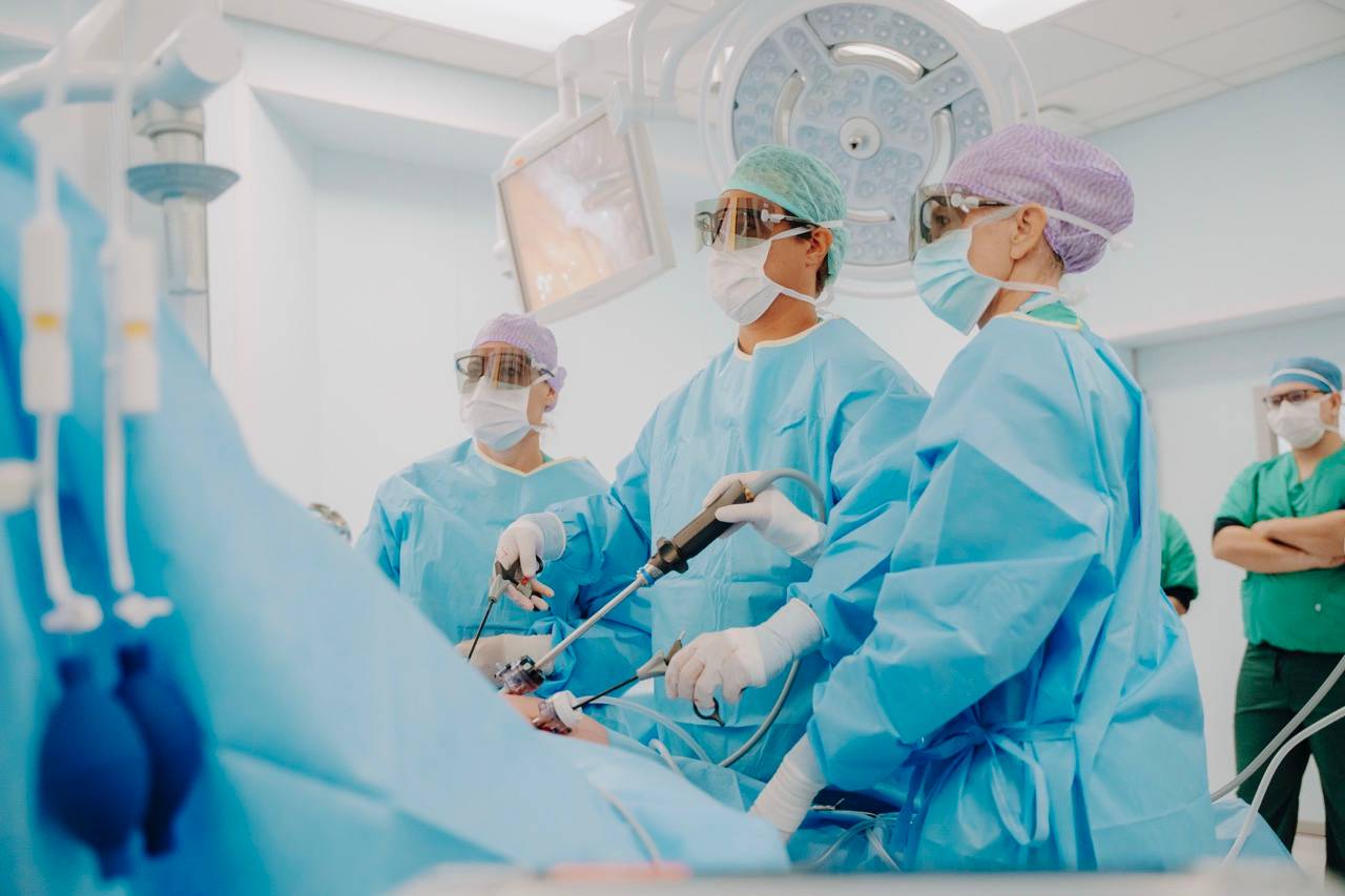 HOH becomes first in the Caribbean to use 3D camera for laparoscopic procedures