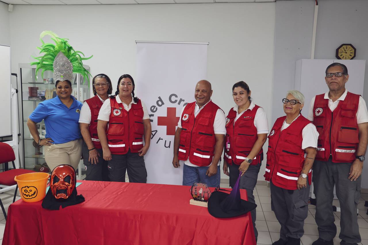 Red Cross Aruba and SMAC renew agreement for Carnival 72