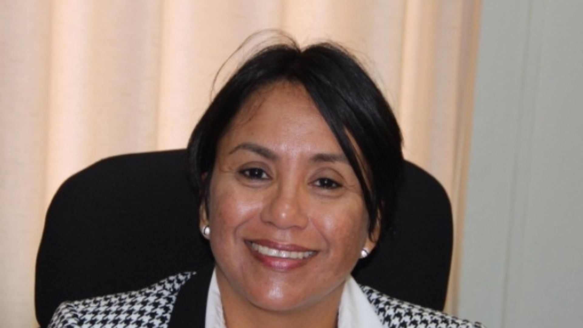 Desiree Croes responds to concerns about her role at the Arubahuis