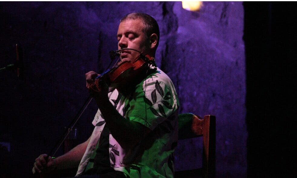 Victor Renaudeau Brings “Solo Set/Random Mode” to Cas di Cultura – March 26