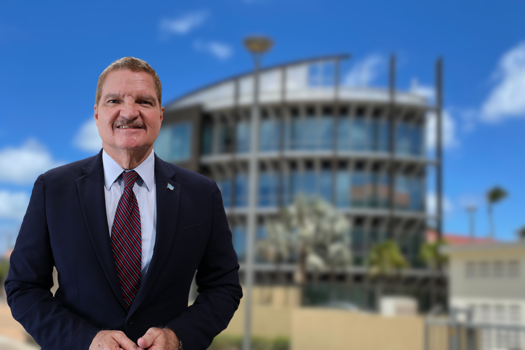 Government updates retirement policy for older employees